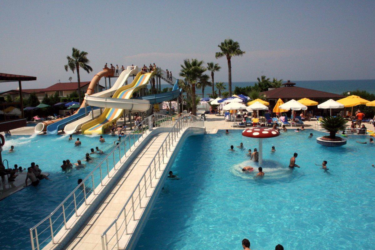 Club Casmin Hotel Iskenderun Exterior photo